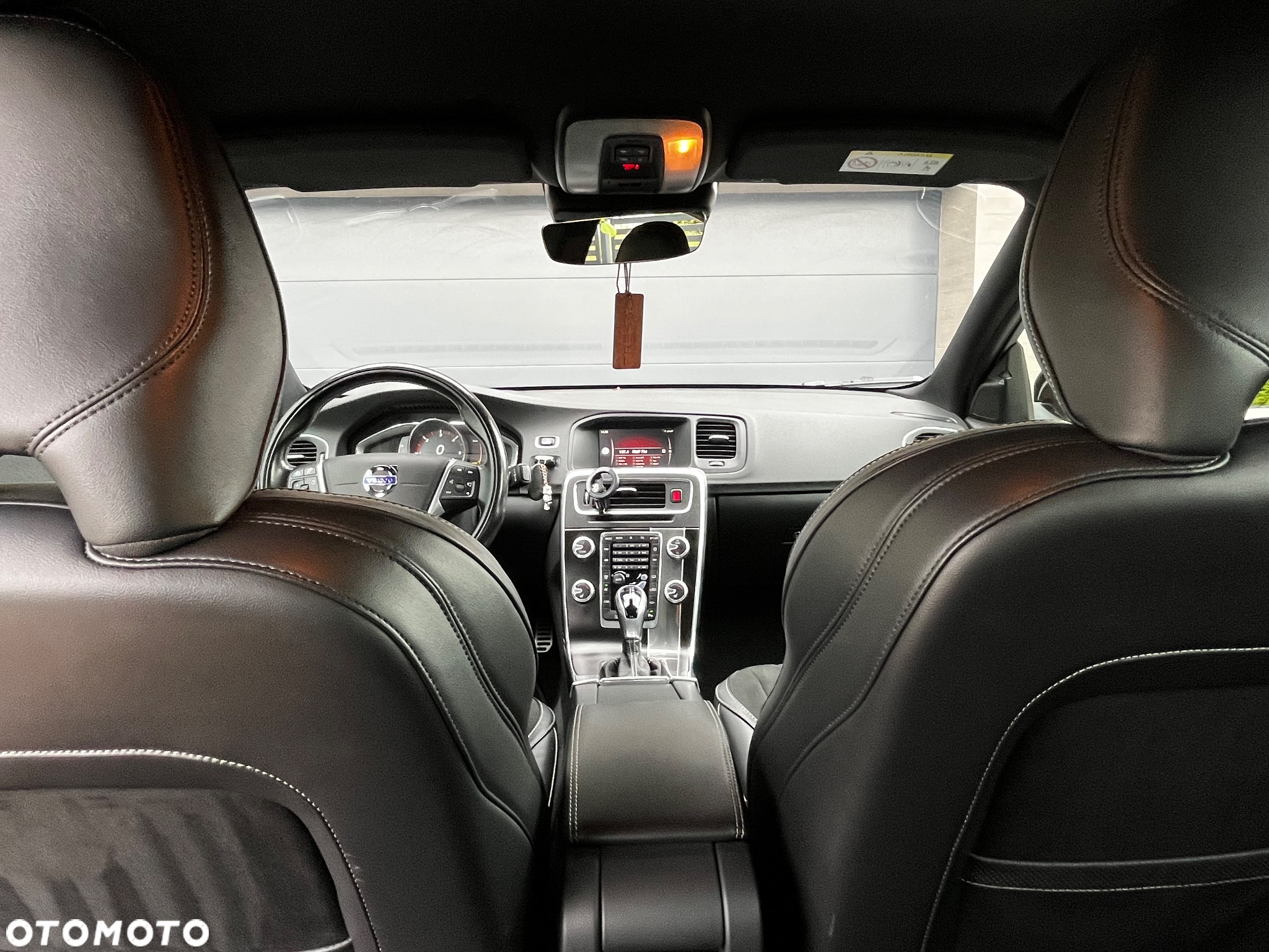 Volvo S60 D4 Drive-E R-Design Momentum - 21
