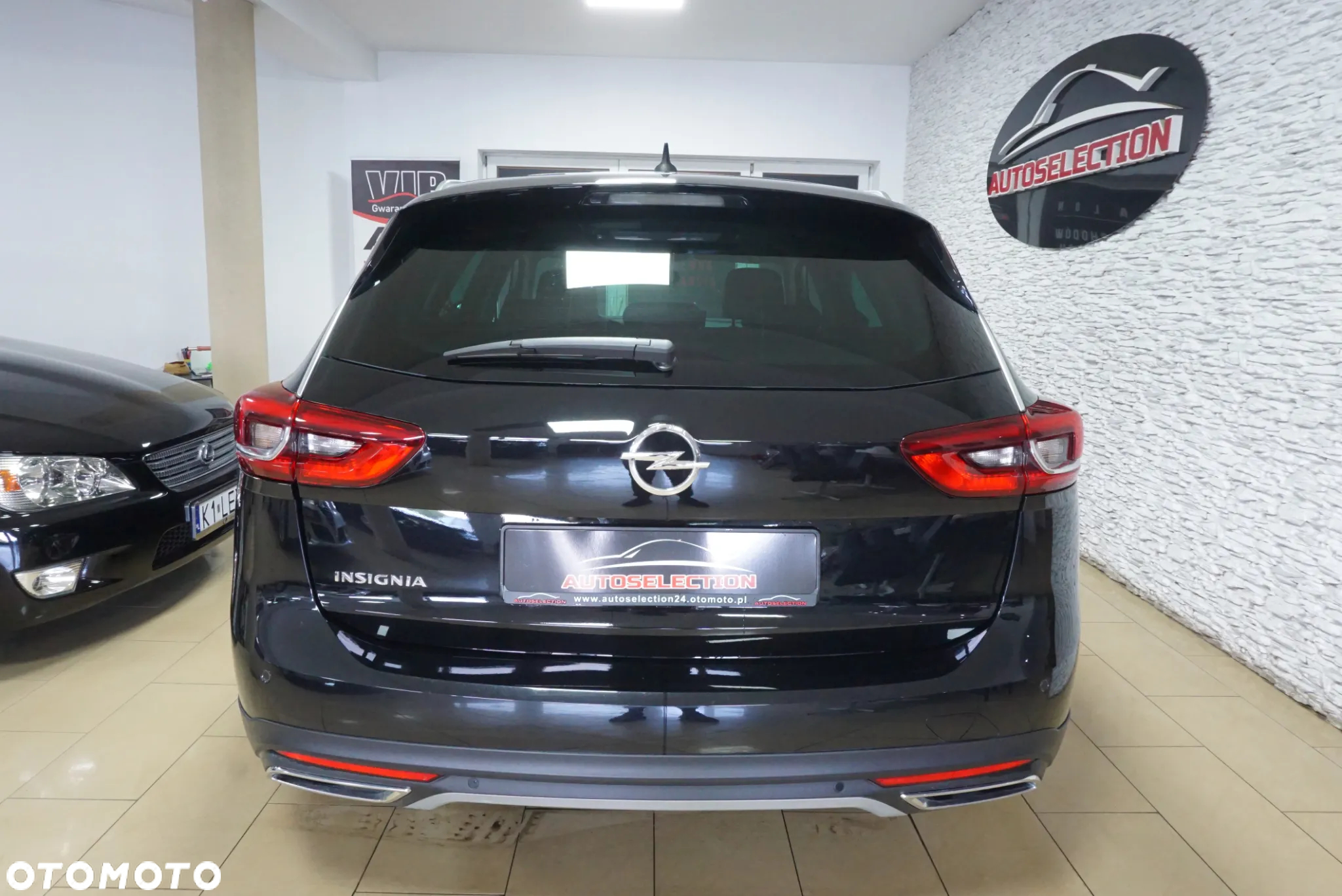 Opel Insignia Country Tourer 2.0 BiTrb D 4x4 Automatik Exclusive - 5