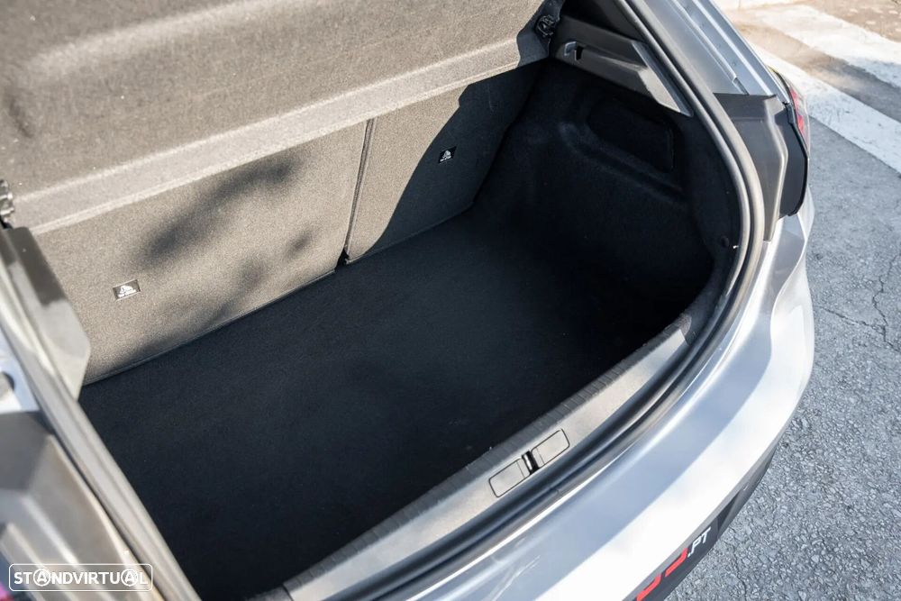 Peugeot 208 1.2 PureTech Active - 19