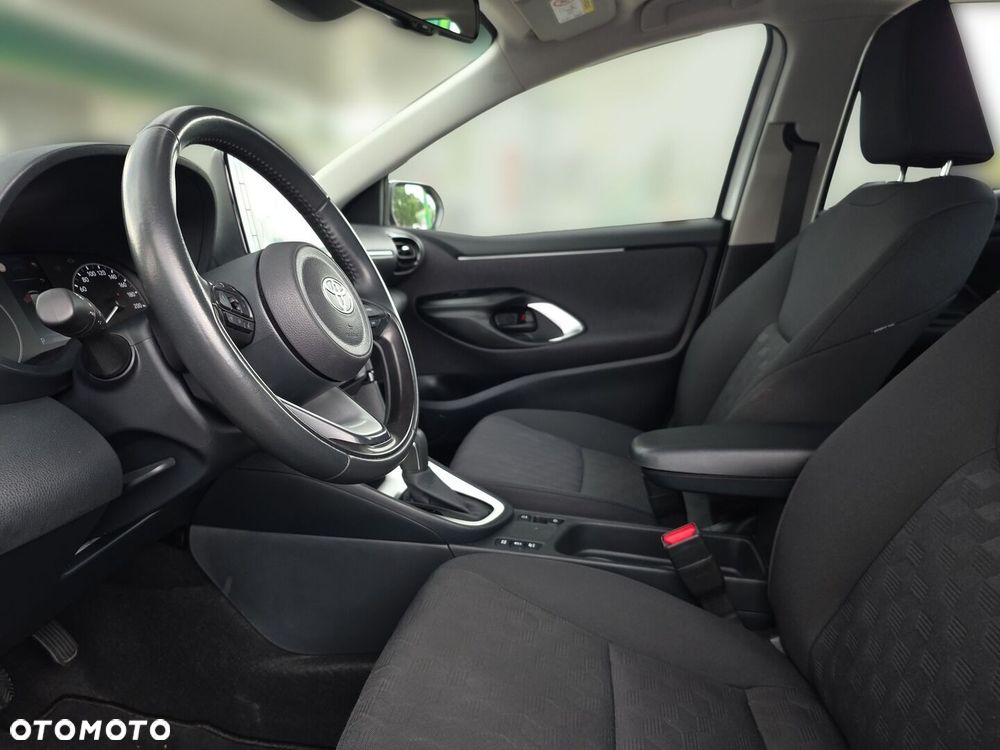 Toyota Yaris - 15