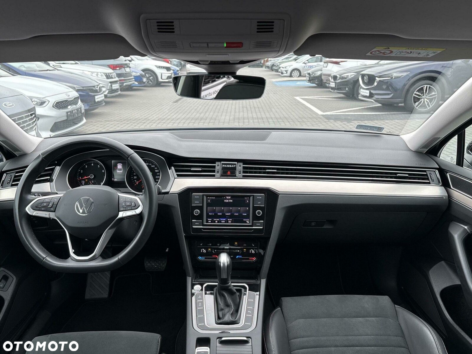 Volkswagen Passat 2.0 TSI Elegance DSG - 18