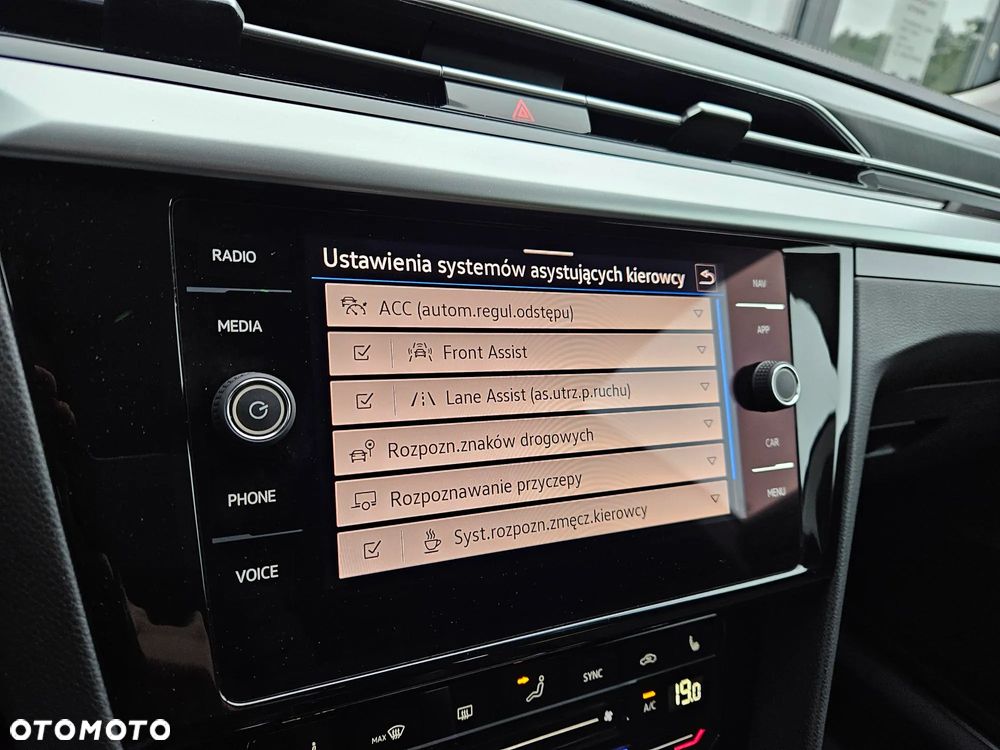 Volkswagen Arteon 2.0 TDI SCR Essence DSG - 22