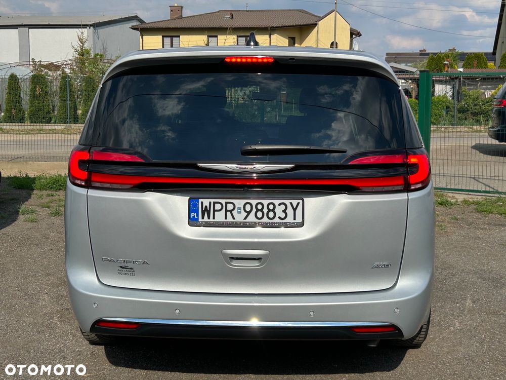 Chrysler Pacifica - 9