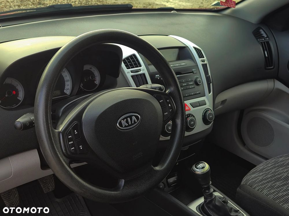 Kia ProCeed 1.6 Comfort - 18