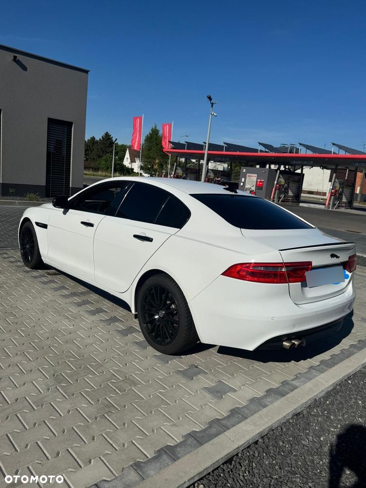 Jaguar XE 20d R-Sport Ingenium Edition - 6