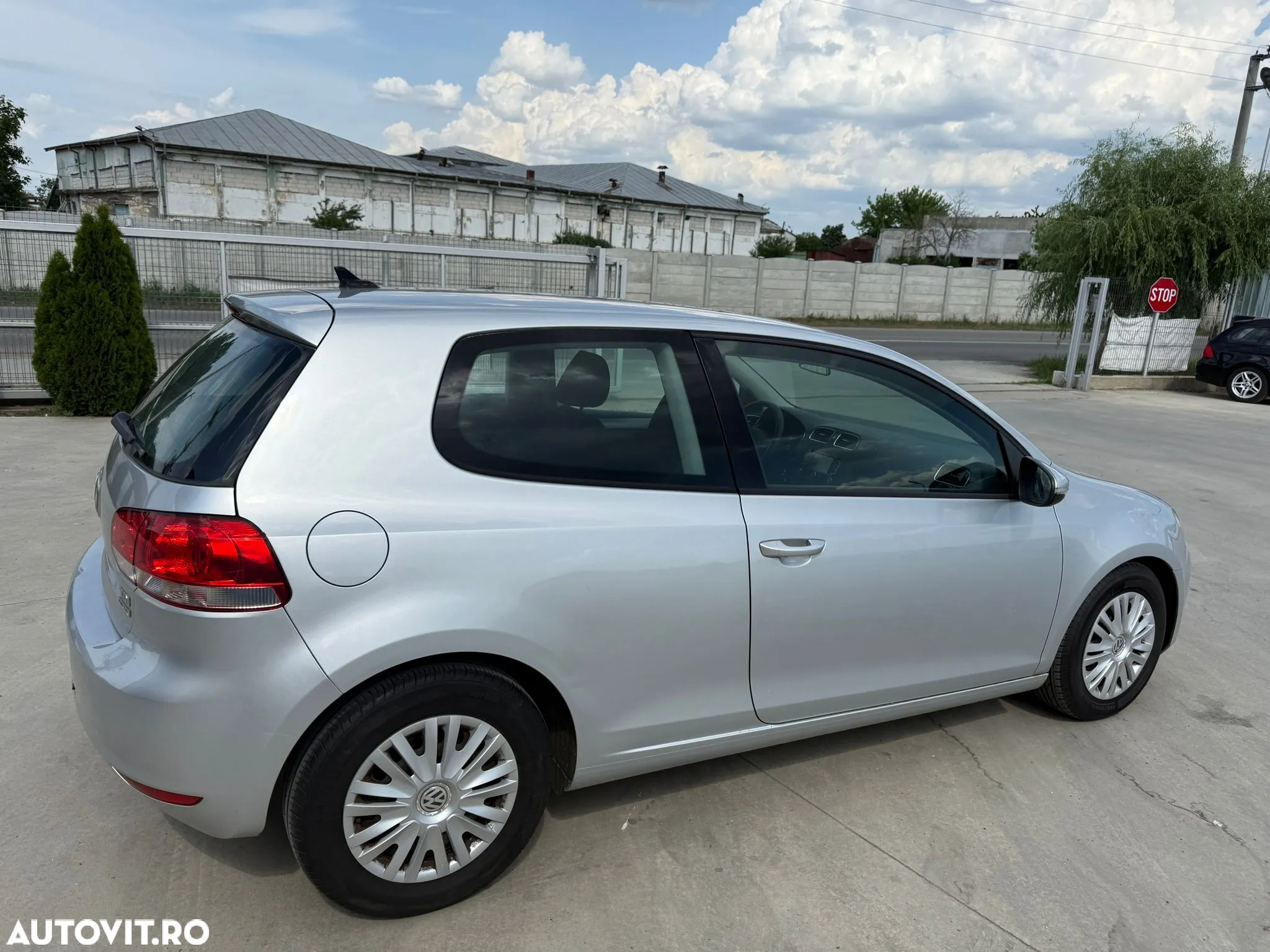 Volkswagen Golf 1.6 TDI BlueMotion Technology Comfortline - 3