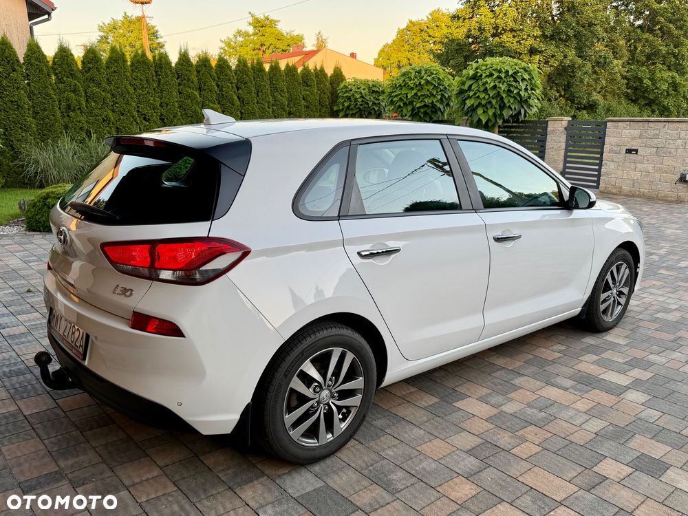 Hyundai i30 1.6 D GO Plus - 7