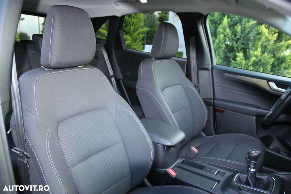 Ford Kuga - 18