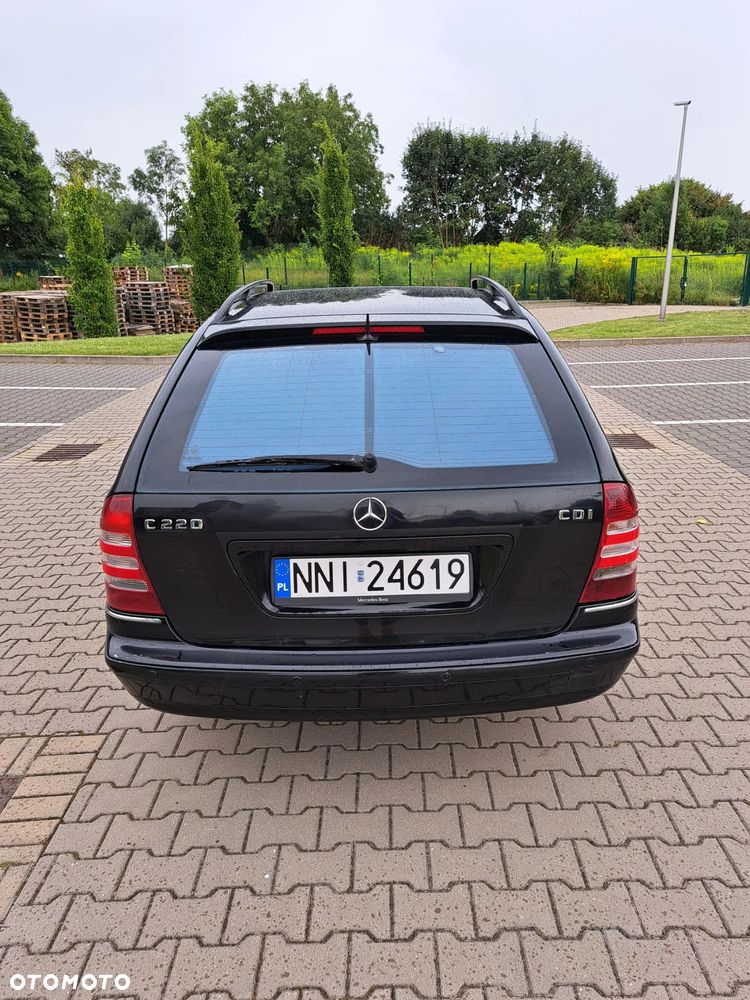 Mercedes-Benz Klasa C 220 CDI Automatik Avantgarde DPF - 4
