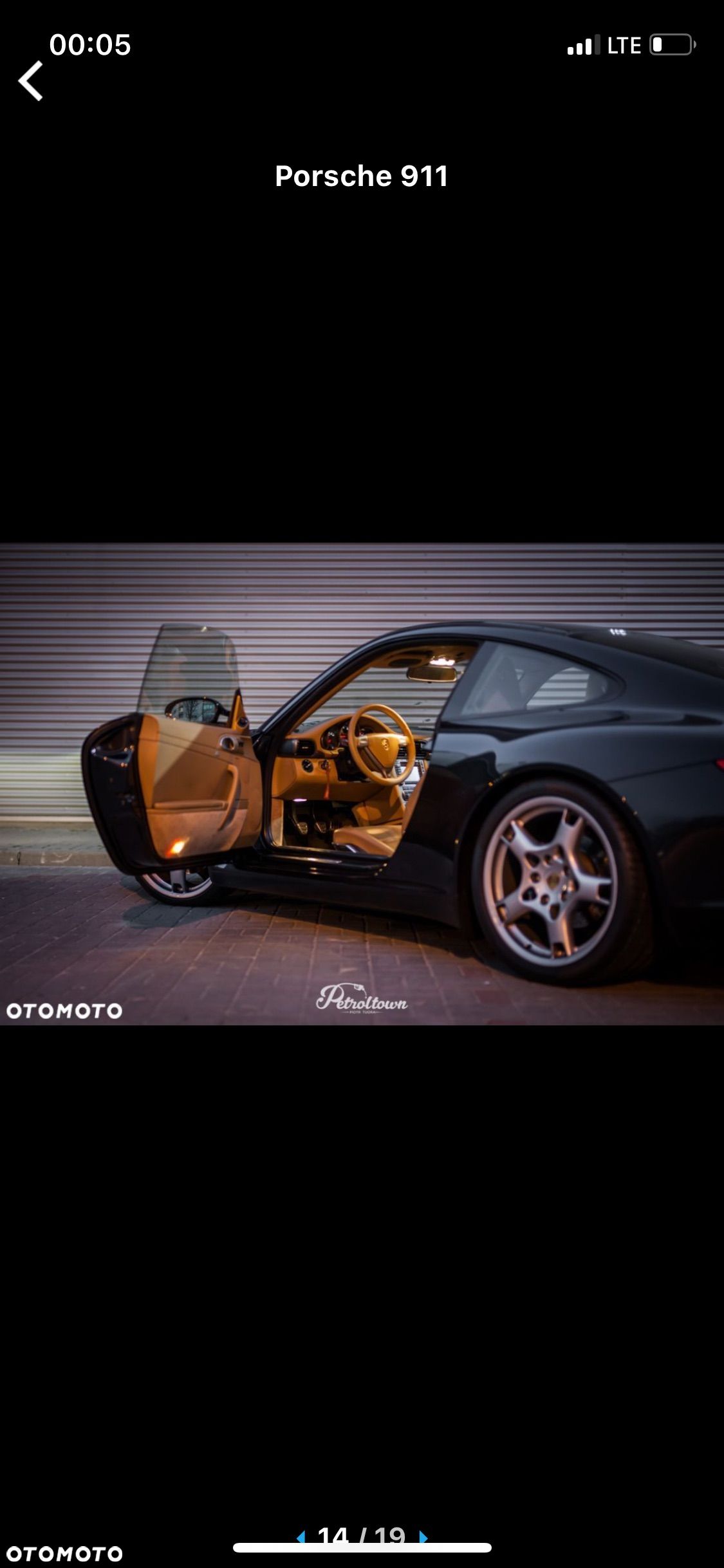 Porsche 911 Carrera - 1