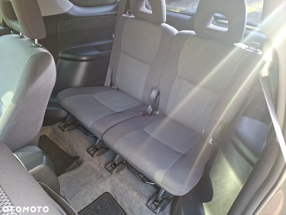Toyota RAV4 - 24