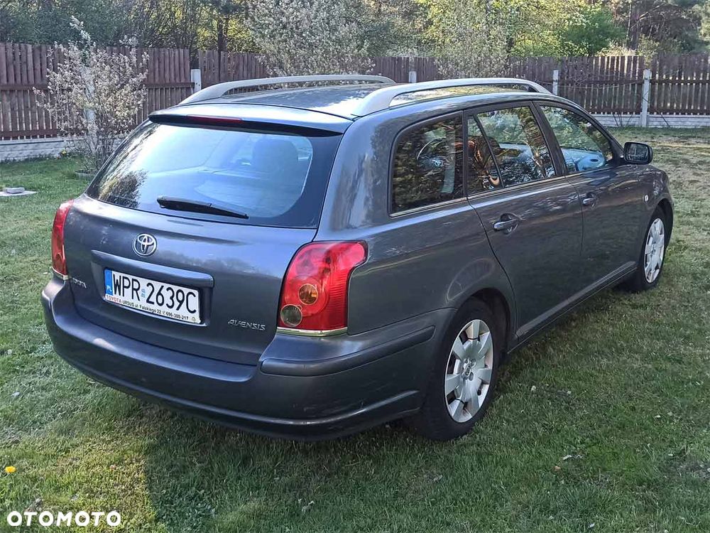 Toyota Avensis 1.8 VVT-i Sol - 3