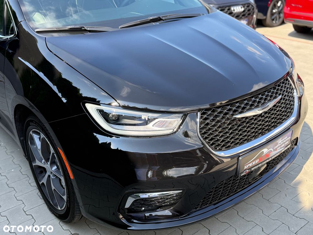 Chrysler Pacifica - 5