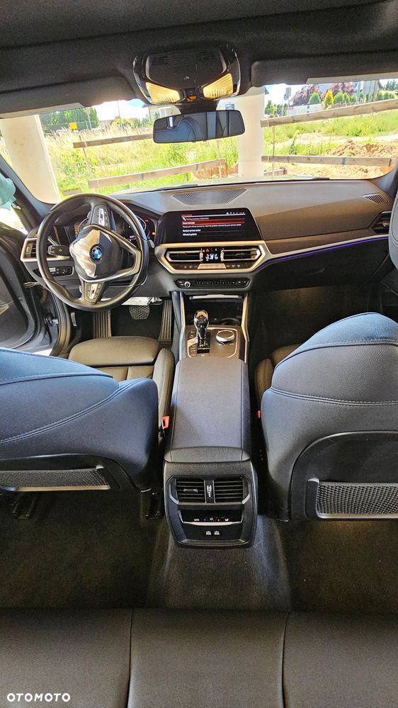 BMW Seria 3 330i xDrive Sport Line - 10