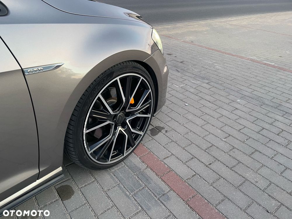 Volkswagen Golf - 21