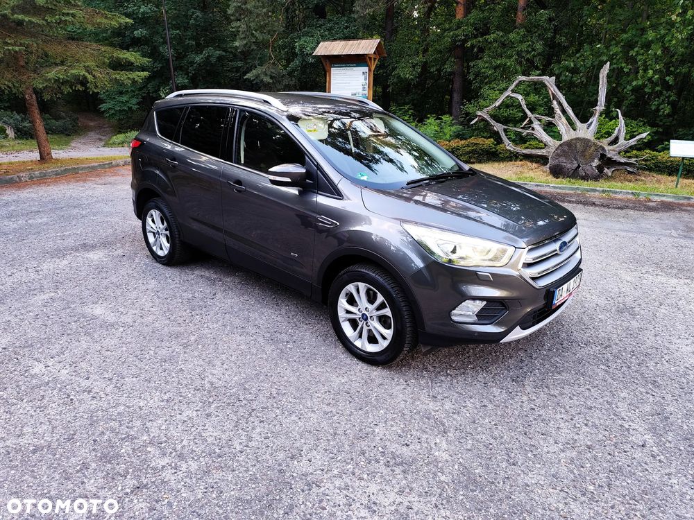 Ford Kuga 2.0 TDCi 4x4 Titanium - 38