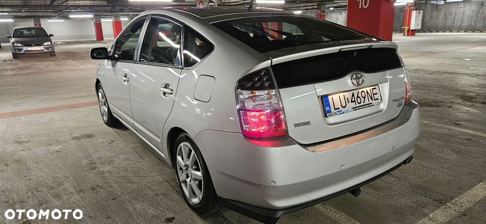 Toyota Prius 1.5 VVT-i Sol - 8