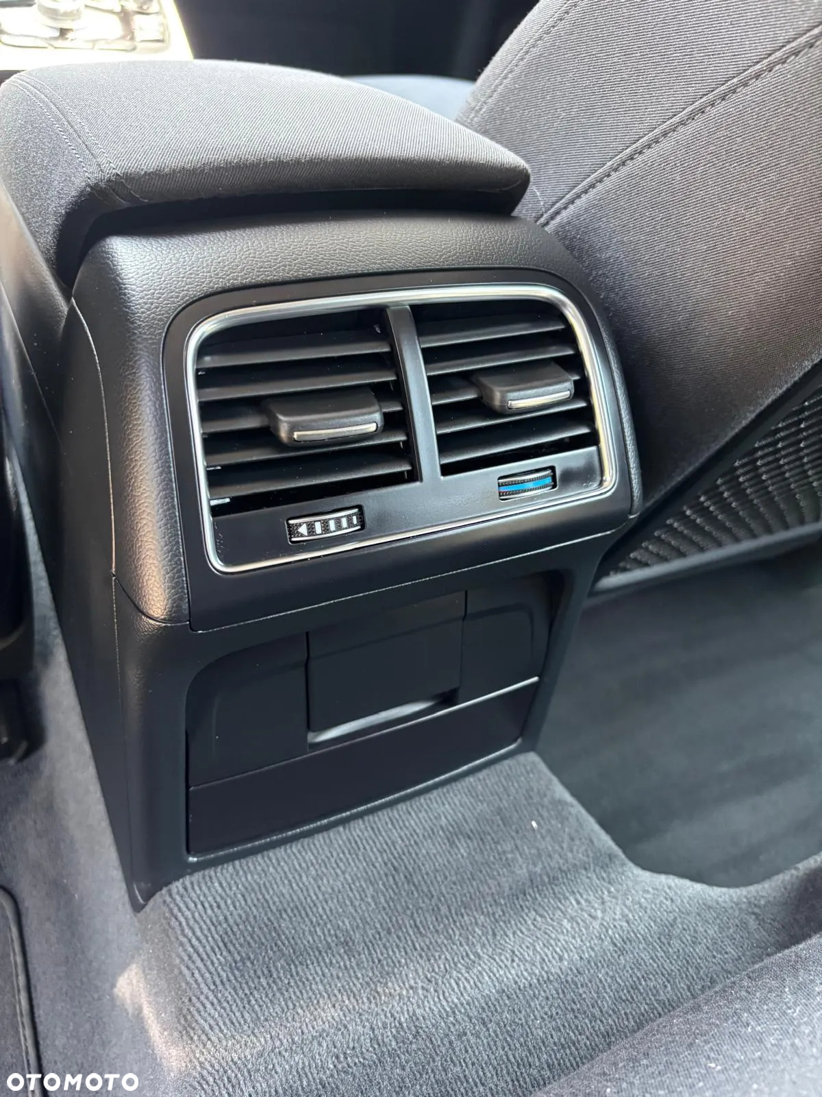 Audi A4 Avant 2.0 TDI DPF clean diesel Ambiente - 28