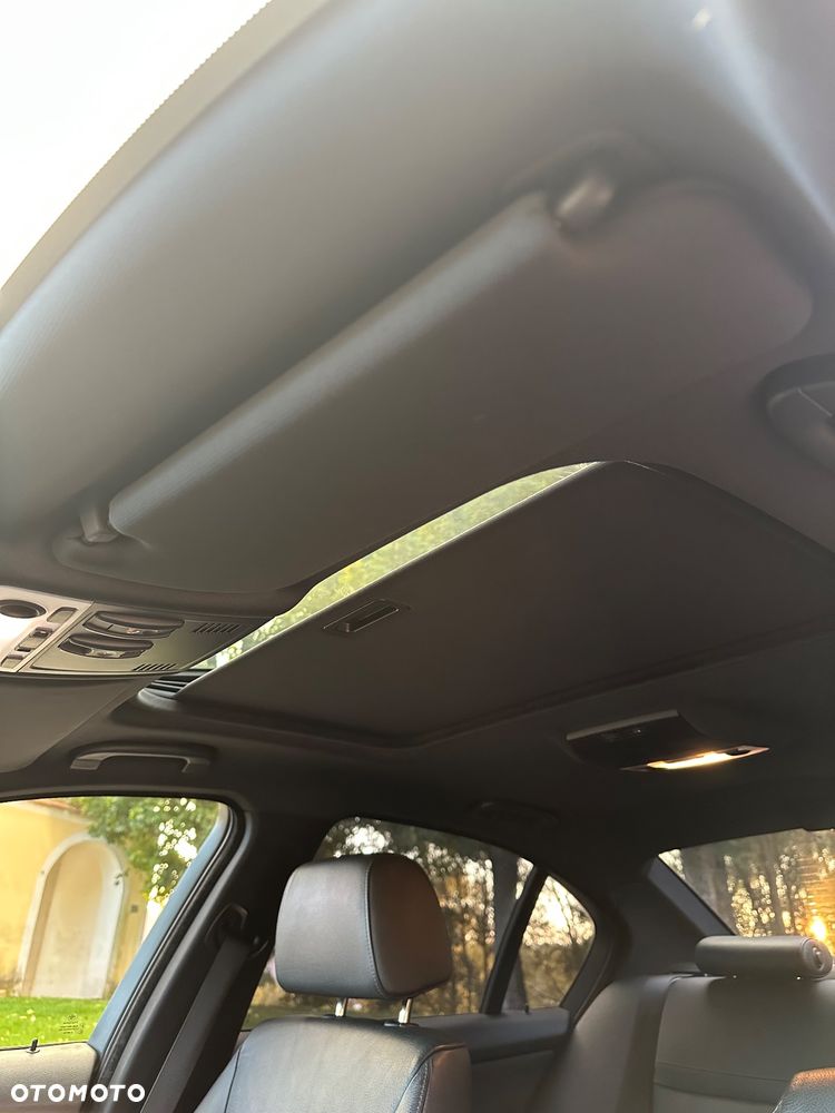 BMW Seria 3 320d DPF - 33