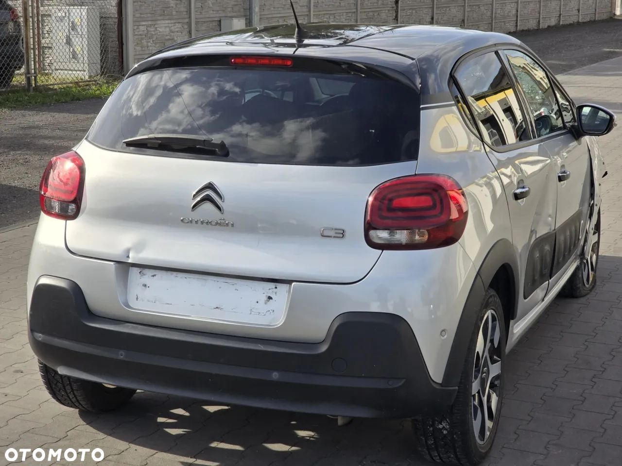 Citroën C3 1.2 PureTech Shine S&S EAT6 - 6