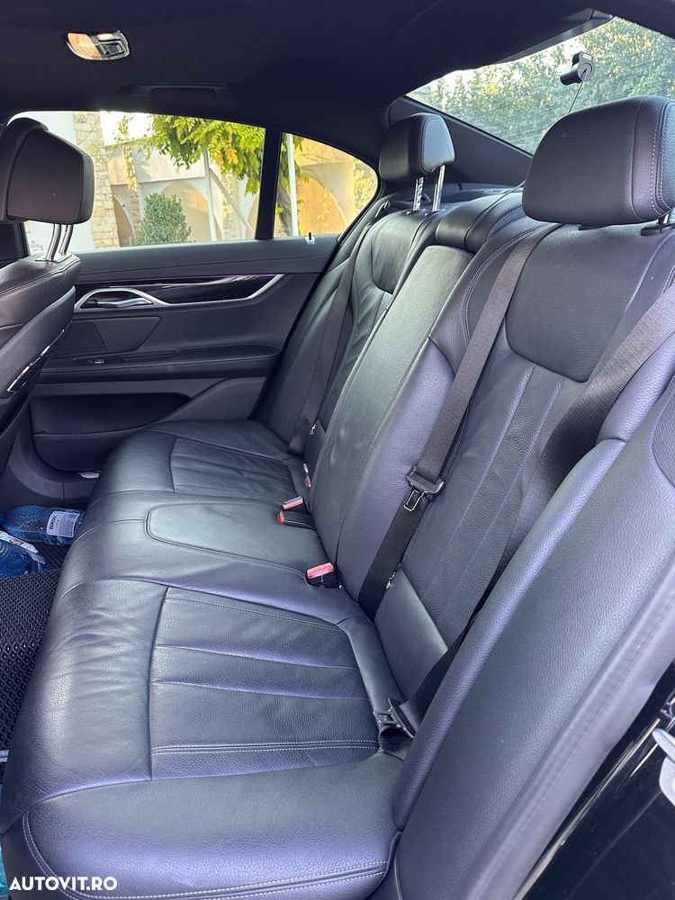 BMW Seria 7 - 14