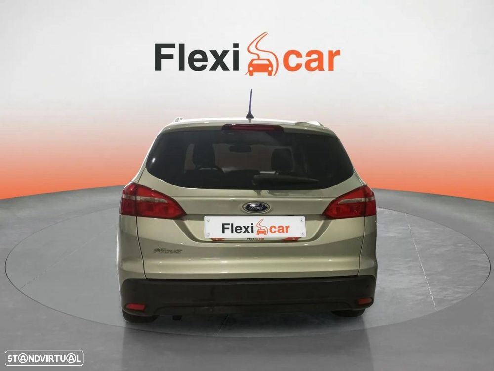 Ford Focus SW 1.5 TDCi EcoBlue Titanium Aut. - 3