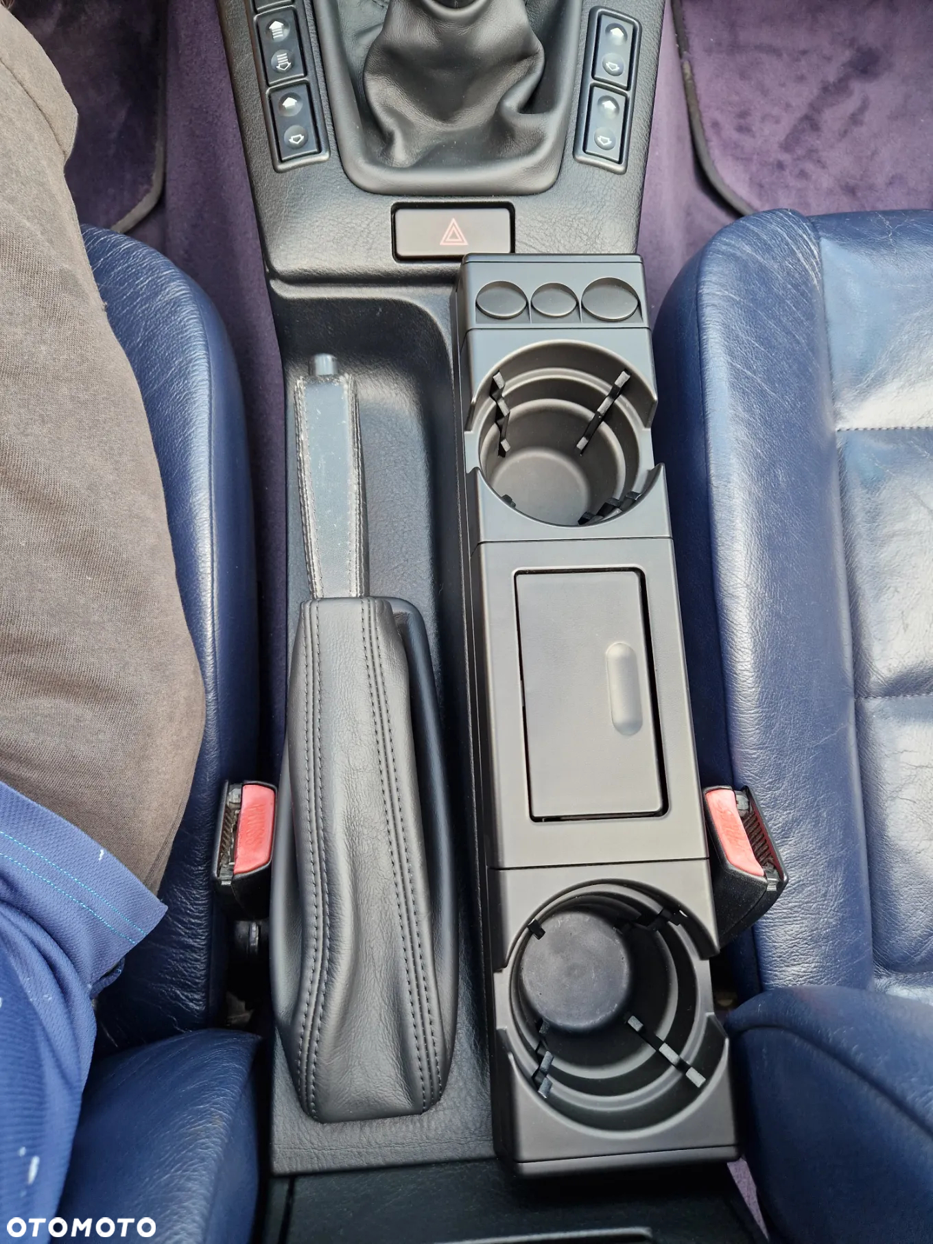 BMW Seria 3 320i Cabriolet - 11