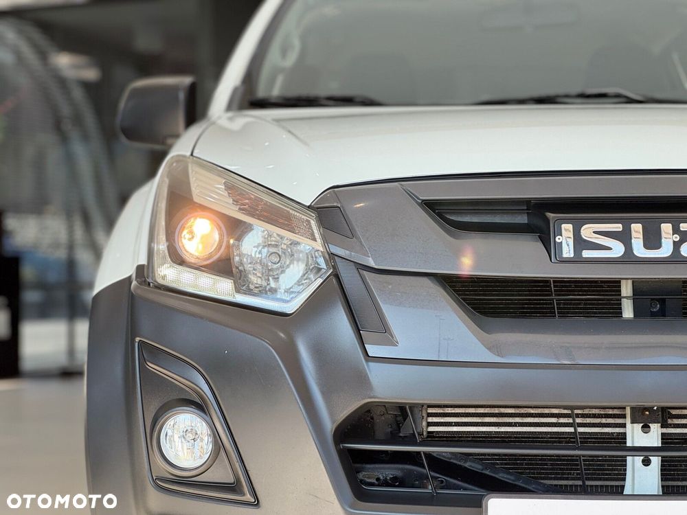 Isuzu D-Max - 33