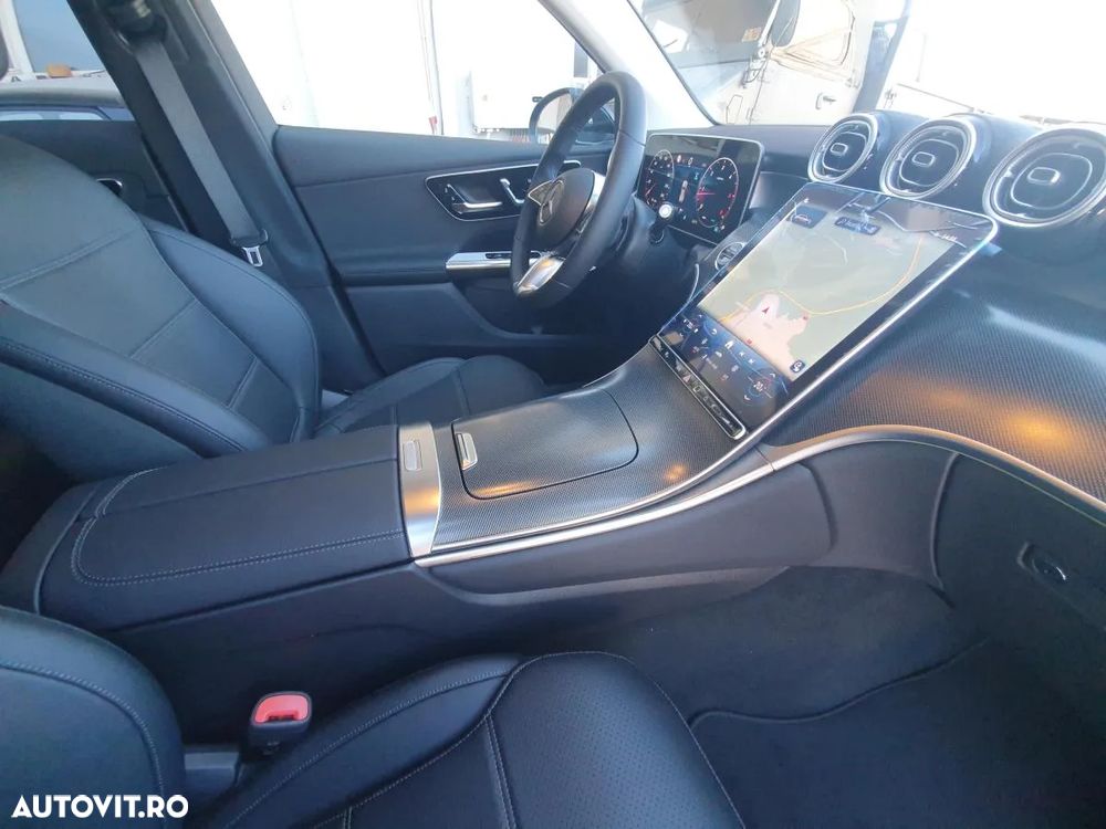 Mercedes-Benz GLC 220 d 4MATIC MHEV - 12