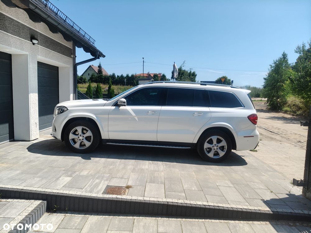 Mercedes-Benz GLS - 13