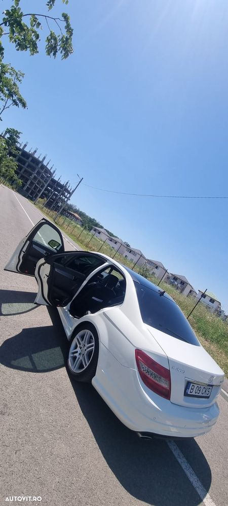 Mercedes-Benz C - 18