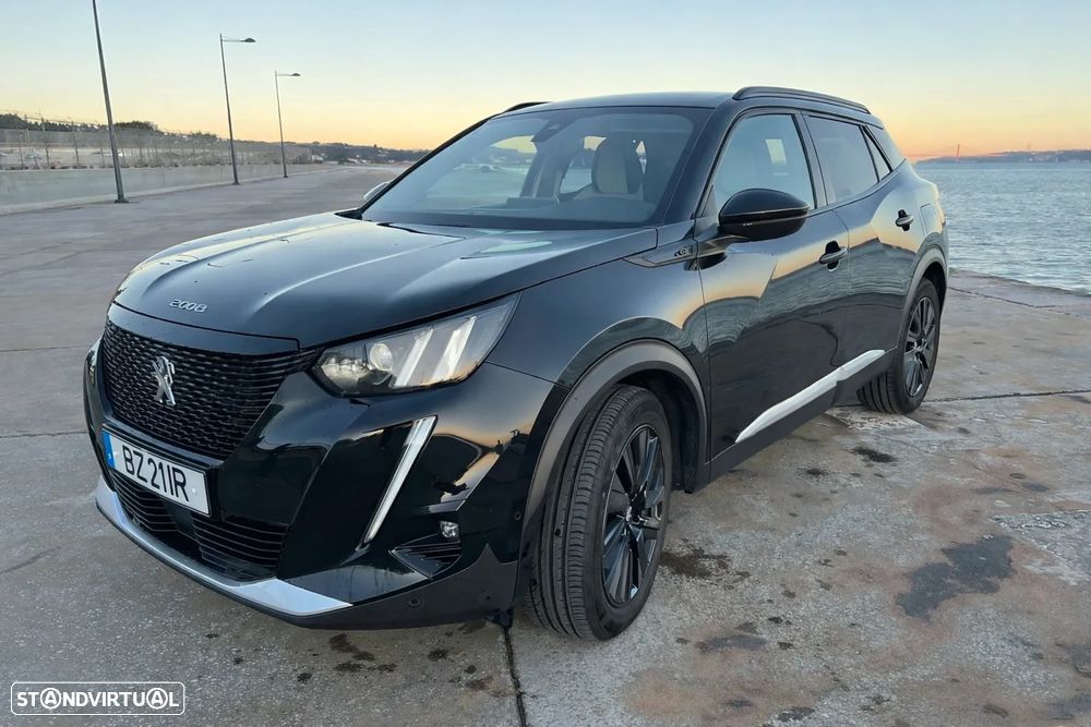 Peugeot e-2008 50 kWh GT - 4