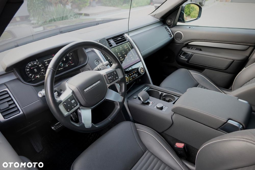 Land Rover Discovery 3.0 P360 mHEV R-Dynamic HSE - 23