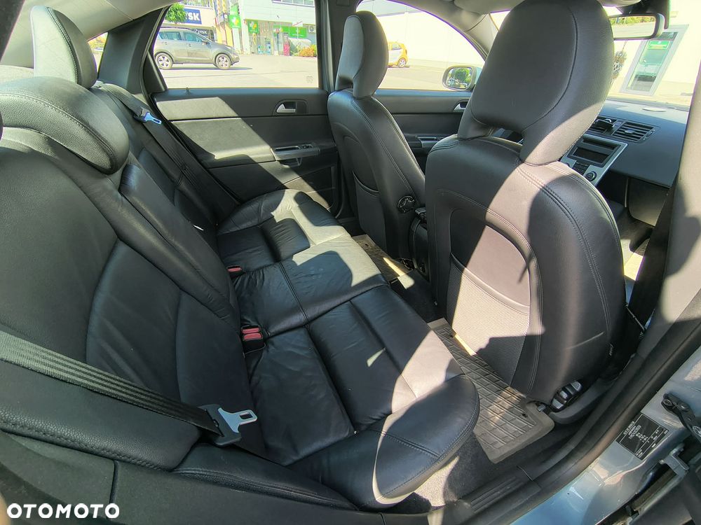 Volvo S40 1.8 - 7