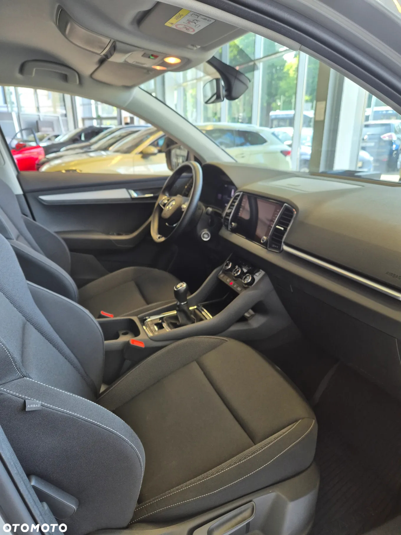 Skoda Karoq 1.5 TSI ACT 4x2 Ambition - 10