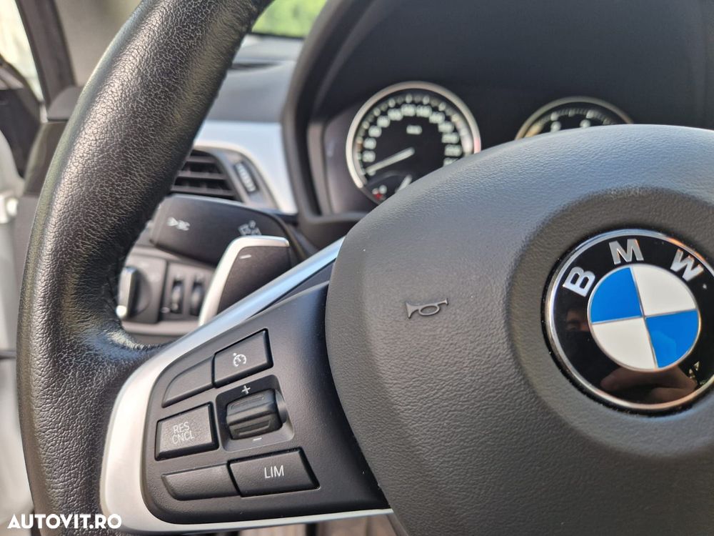 BMW X1 sDrive18d AT - 12