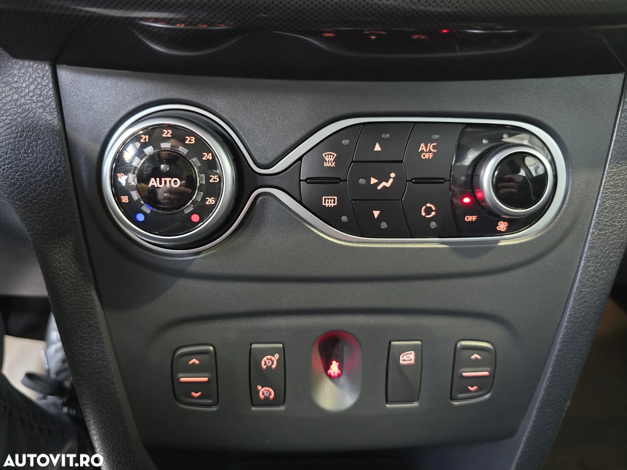 Dacia Logan Stepway TCe 100 GPL - 12
