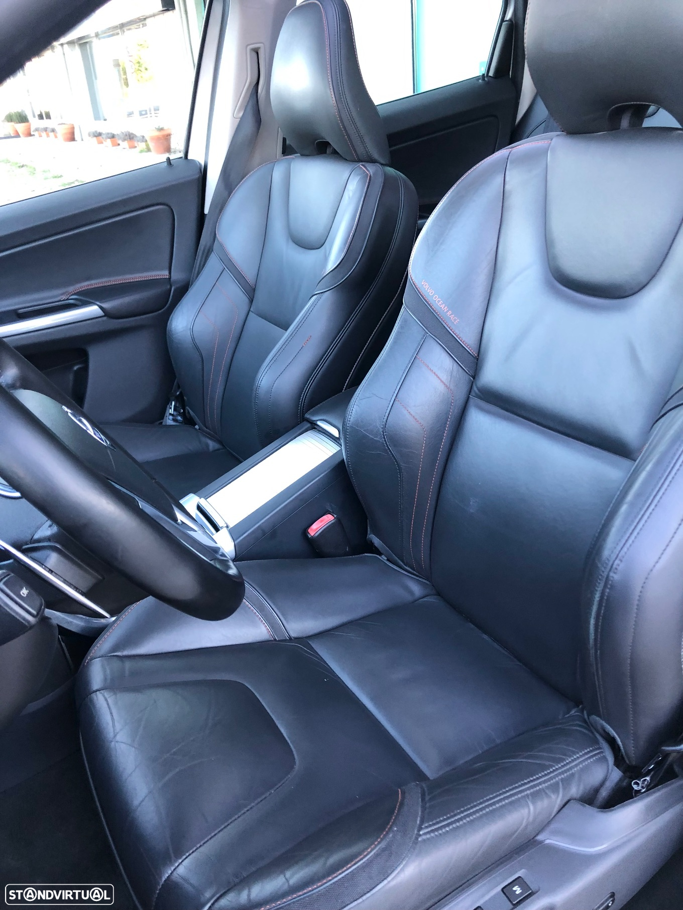 Volvo XC 60 2.0 D4 VOR Geartronic - 30