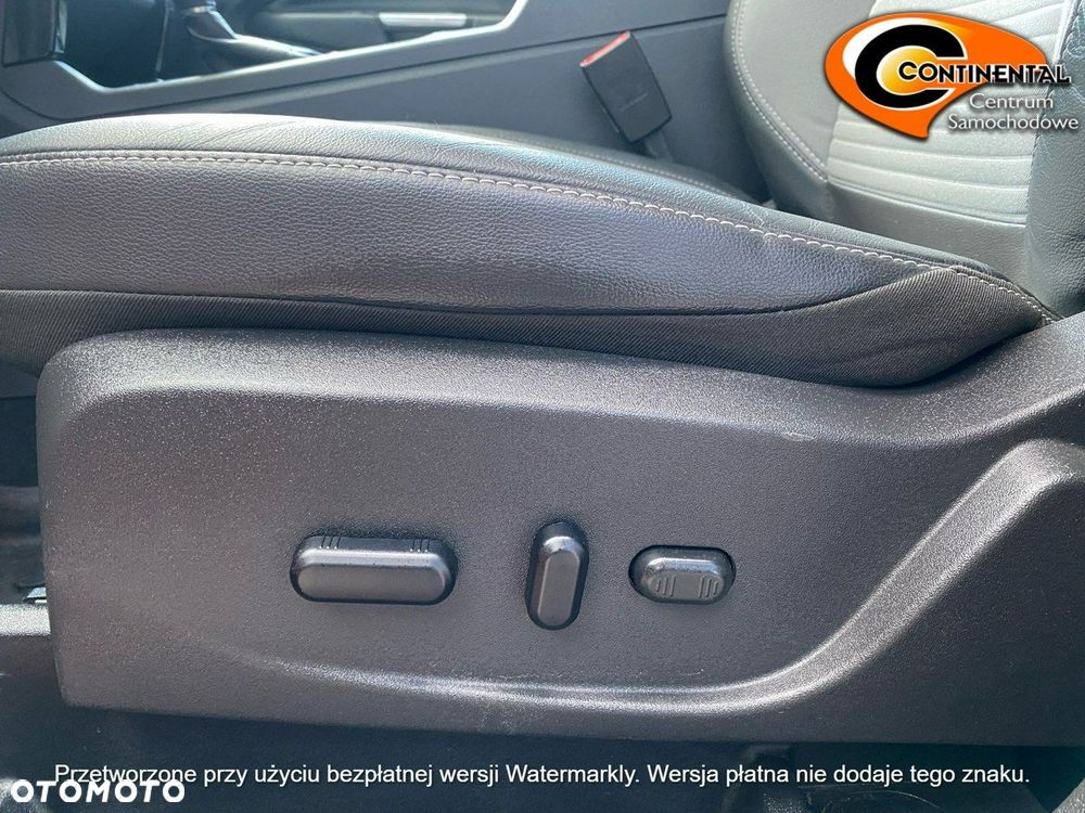 Ford Escape - 12