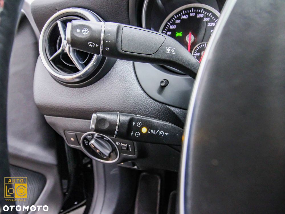 Mercedes-Benz CLA 200 (CDI) d AMG Line - 27