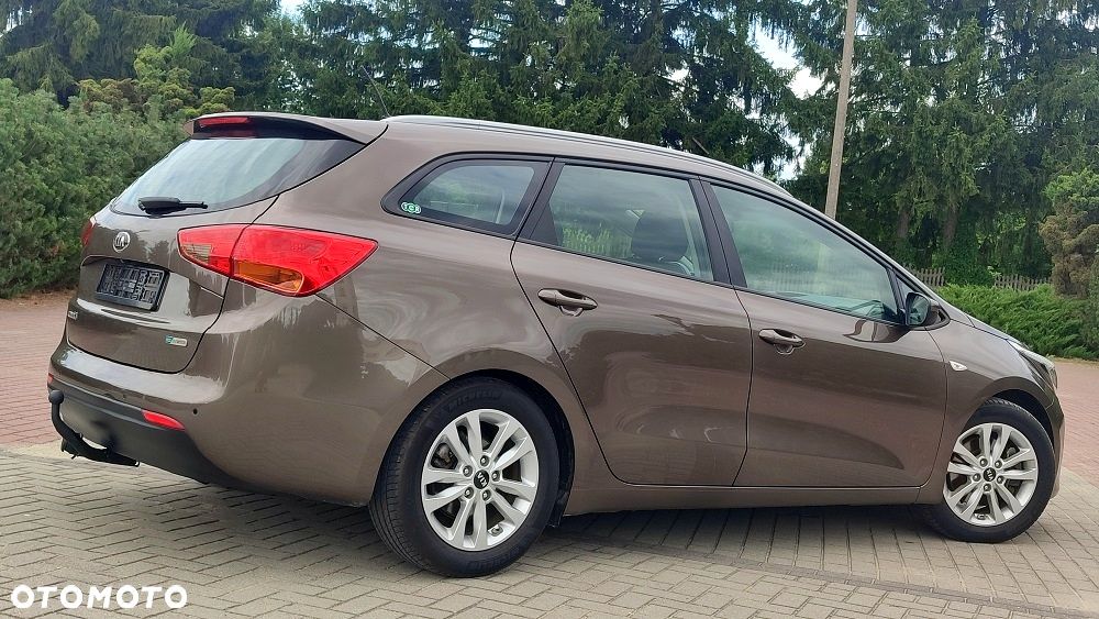 Kia Ceed 1.6 GDI Vision - 13
