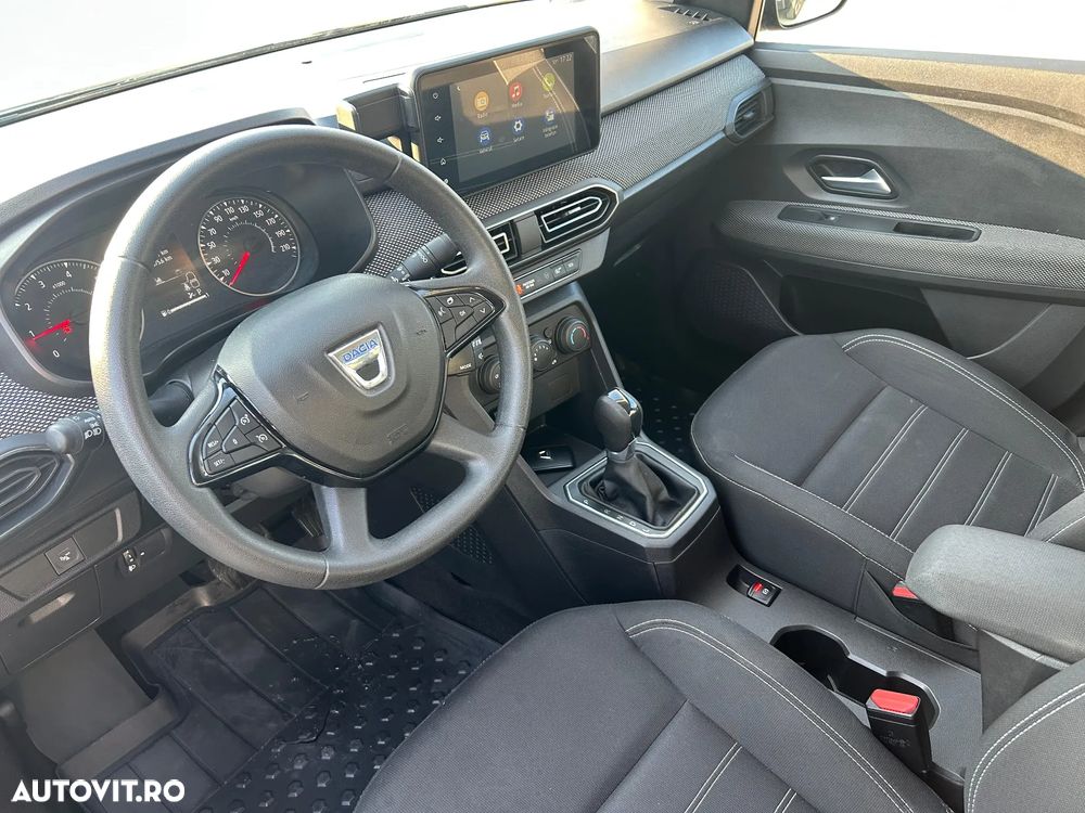 Dacia Logan TCe 90 CVT Comfort - 4