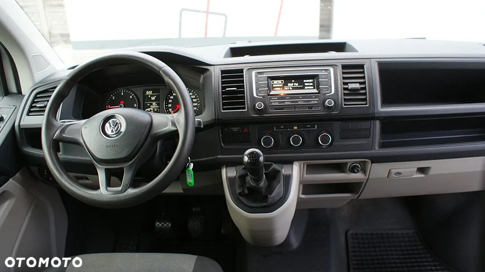 Volkswagen Transporter Doka Kurz Trendline - 8