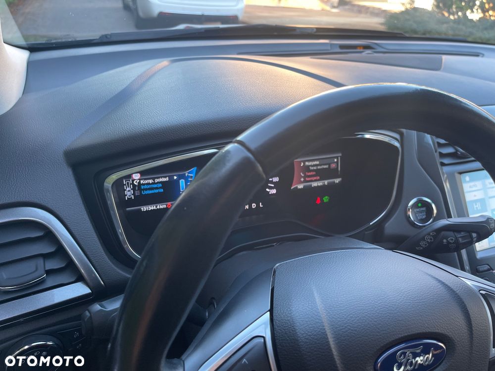 Ford Mondeo 2.0 Hybrid Titanium - 25