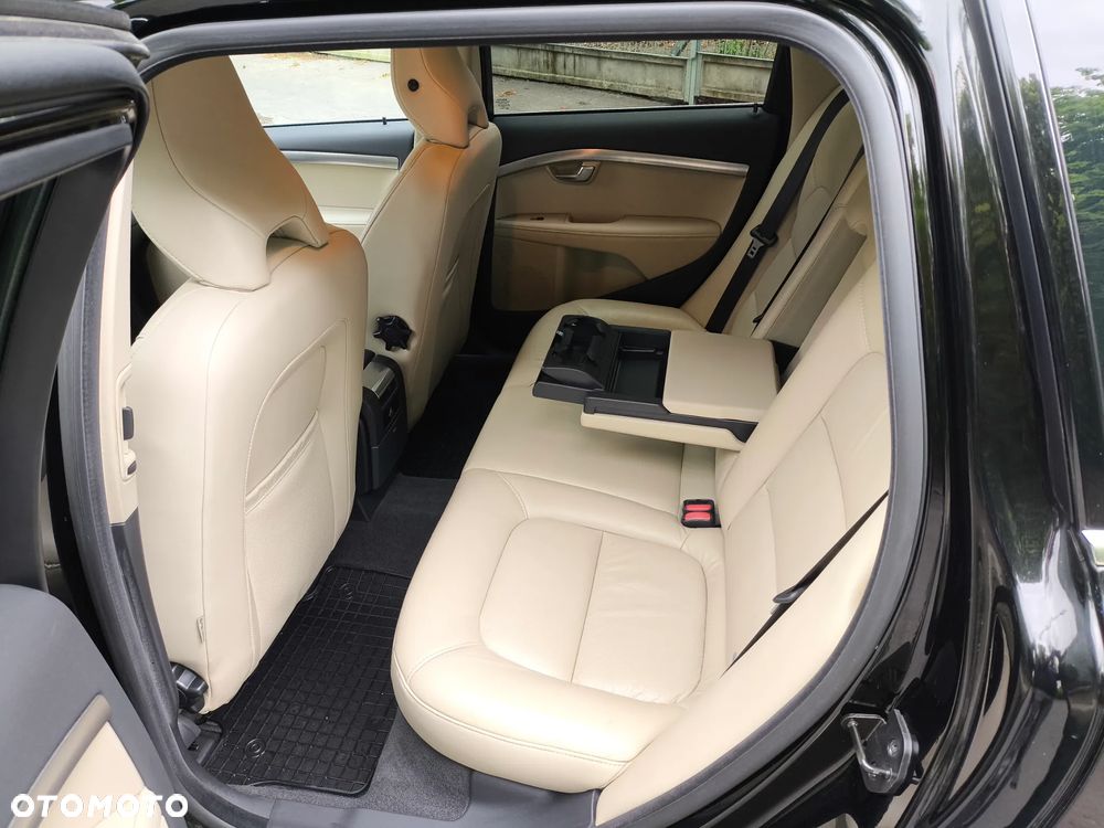 Volvo V70 D3 Momentum - 5