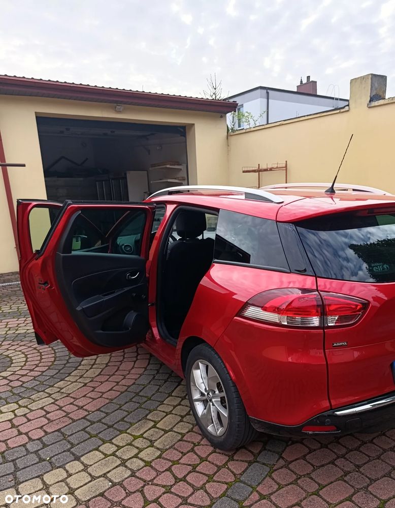 Renault Clio - 7