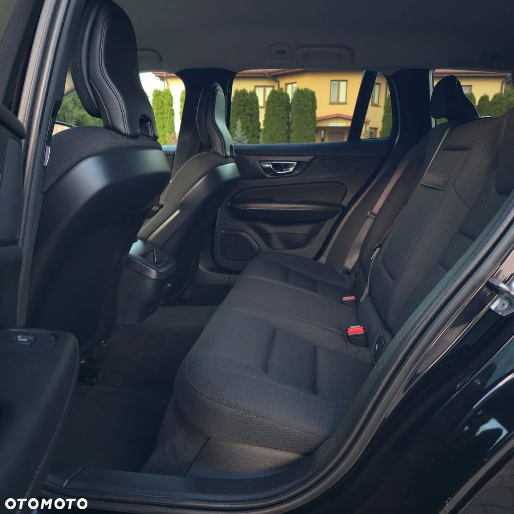 Volvo V60 D3 Geartronic Summum - 24