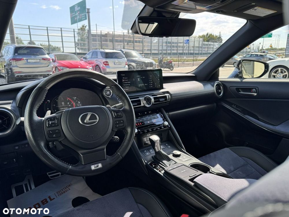 Lexus IS - 19