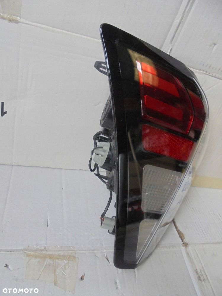 HYUNDAI KONA 23- LEWA TYLNA LAMPA ORYGINAŁ 92405-BE000 - 2