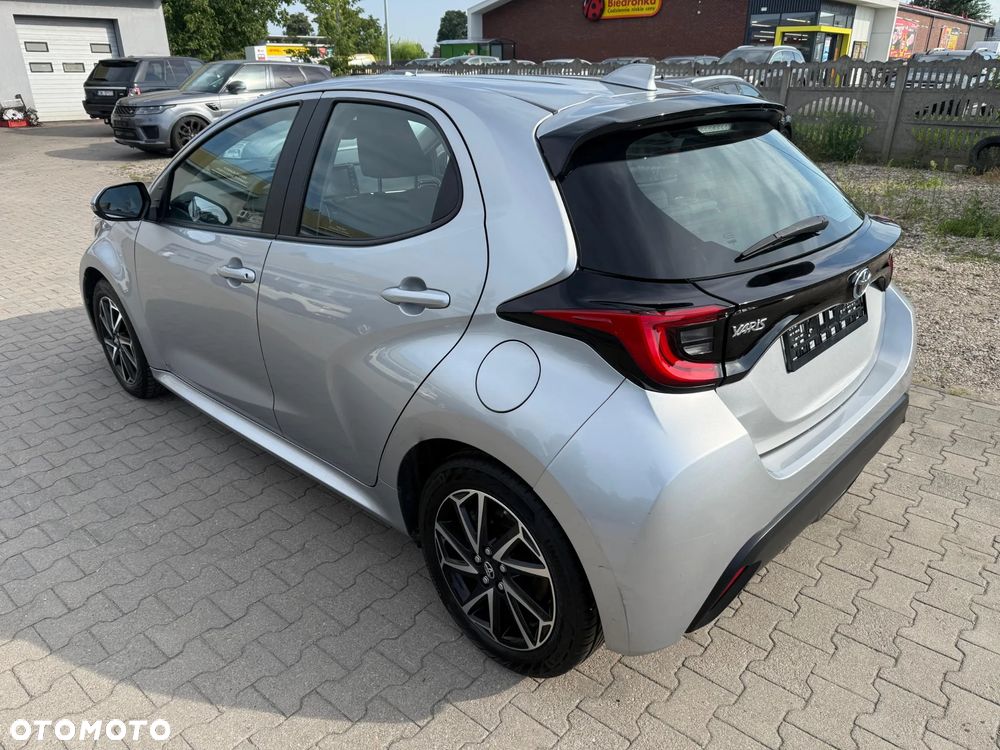 Toyota Yaris Hybrid 1.5 Active - 3